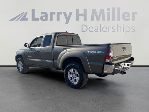 Used 2012 Toyota Tacoma 4x4 Access Cab V6 image 3