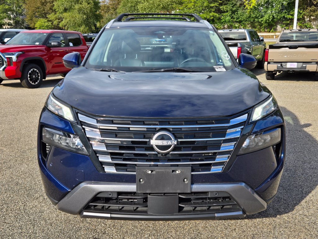 Used 2024 Nissan Rogue SL w/ SL Premium Package AWD/4WD image 9