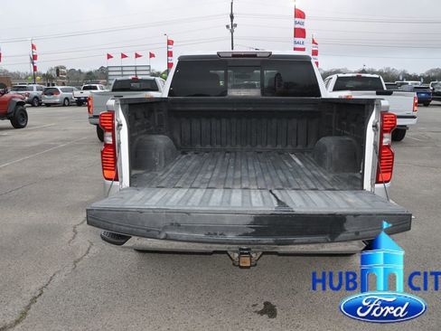 Used 2020 Chevrolet Silverado 1500 LT w/ Texas Edition image 22