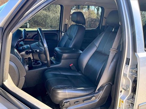 Used 2014 GMC Yukon XL SLT image 18