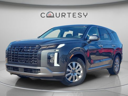 Used 2023 Hyundai Palisade SE AWD/4WD image 1