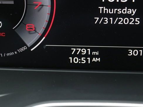 Used 2025 Audi Q5 2.0T Premium w/ Convenience Plus Package image 31