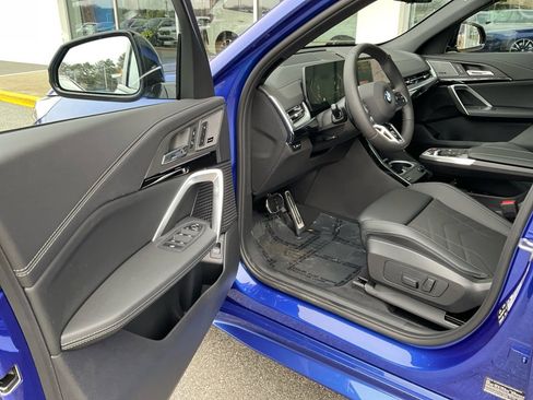 New 2026 BMW X2 xDrive28i w/ Technology Package AWD/4WD image 31