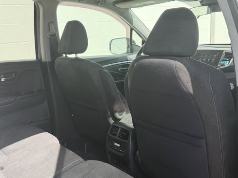 Used 2020 Honda Pilot EX image 27