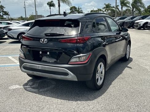 Certified 2023 Hyundai Kona SEL w/ Convenience Package FWD image 6