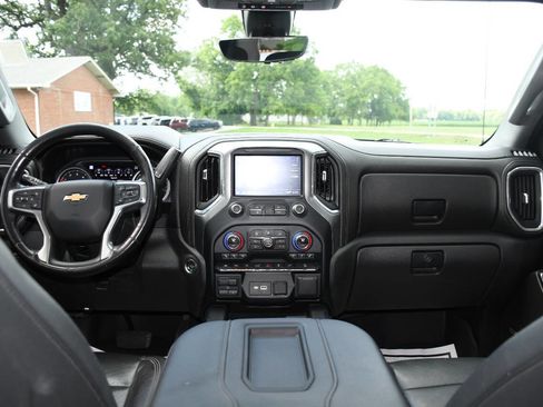 Used 2020 Chevrolet Silverado 1500 LTZ w/ LTZ Premium Package AWD/4WD image 29