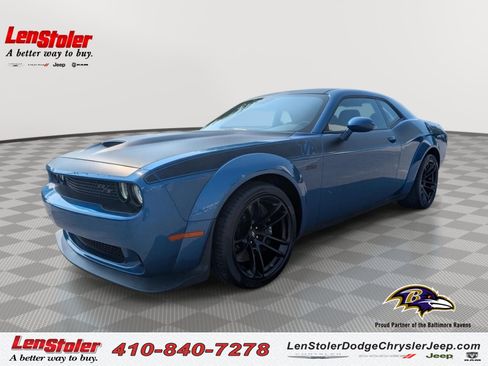 Used 2022 Dodge Challenger R/T Scat Pack RWD image 1