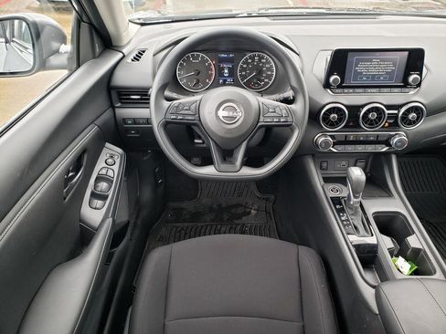 Certified 2025 Nissan Sentra S image 18