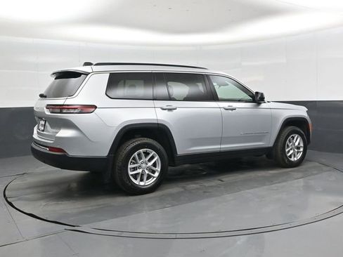 New 2026 Jeep Grand Cherokee L 4WD image 3