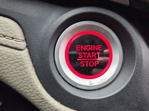 Used 2018 Honda Odyssey Touring image 29