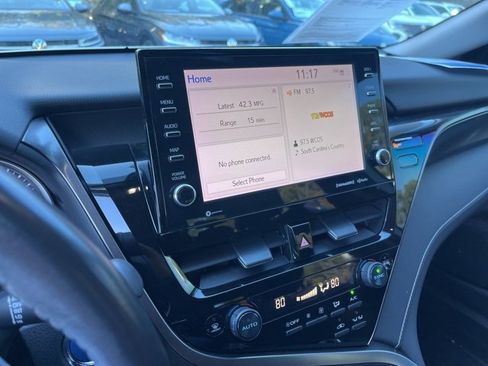 Used 2021 Toyota Camry XSE image 23