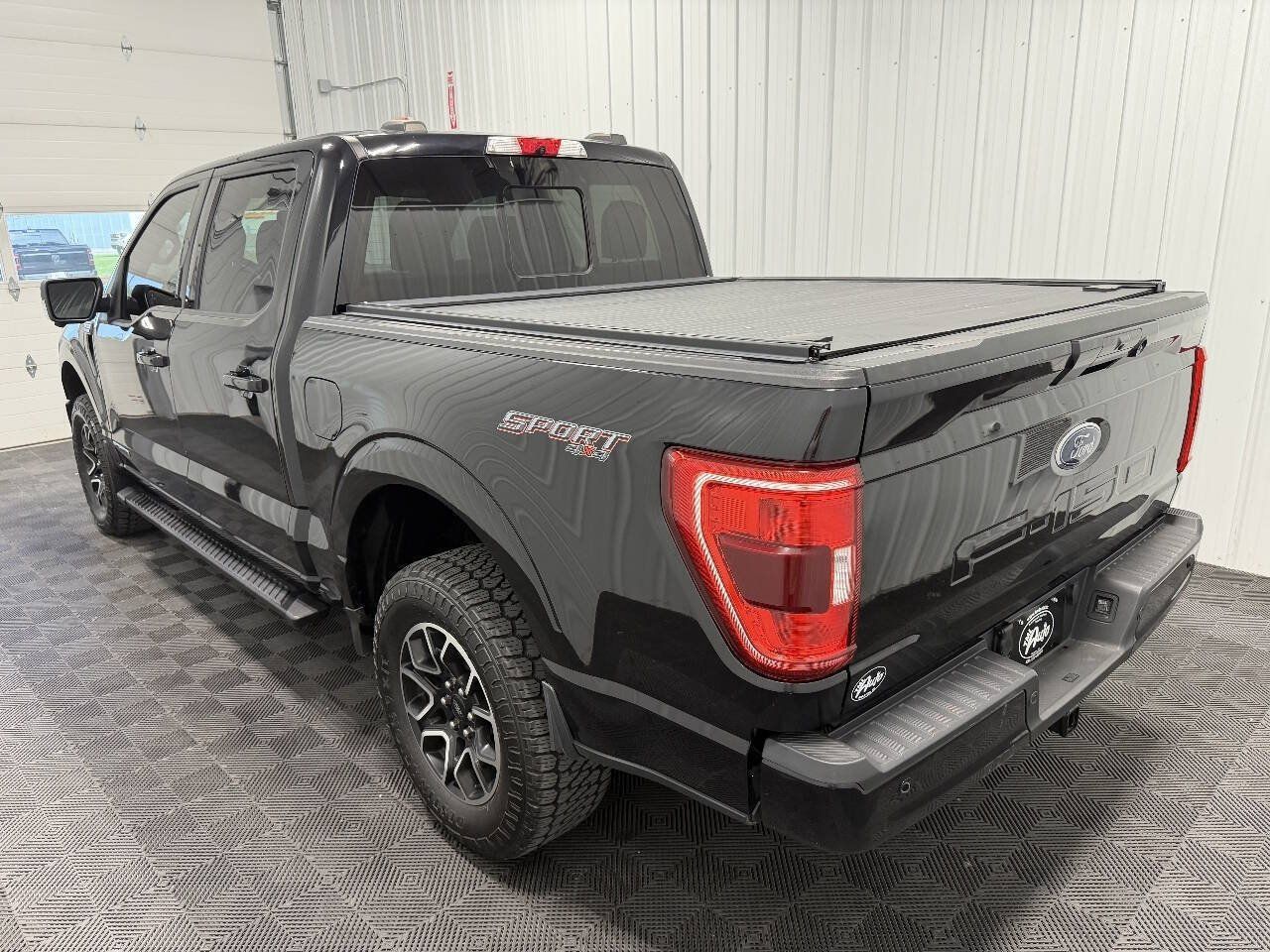 Used 2021 Ford F150 XLT w/ Equipment Group 302A High AWD/4WD image 4