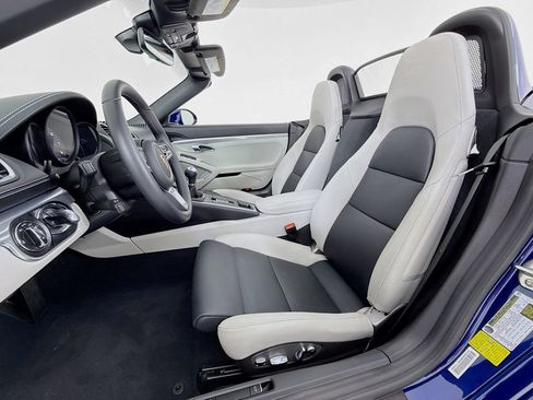Certified 2025 Porsche 718 Boxster image 5