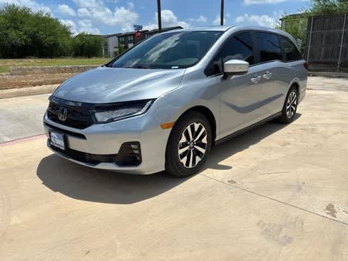 Used 2026 Honda Odyssey EX-L image 1