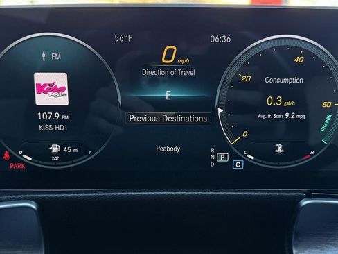 Used 2021 Mercedes-Benz GLB 250 4MATIC w/ Premium Package image 50