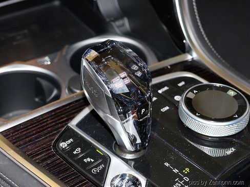 New 2026 BMW 840i xDrive Convertible w/ Comfort Seating Package image 28