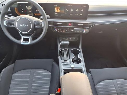 New 2026 Kia K5 LXS FWD image 6