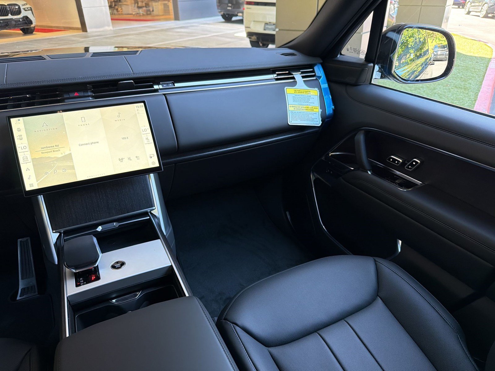New 2026 Land Rover Range Rover Long Wheelbase SE AWD/4WD image 30