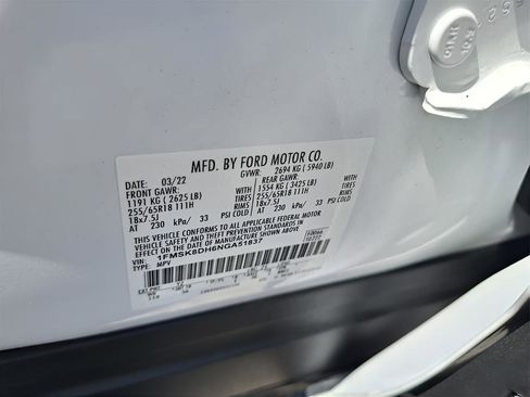 Used 2022 Ford Explorer XLT w/ Equipment Group 202A image 32