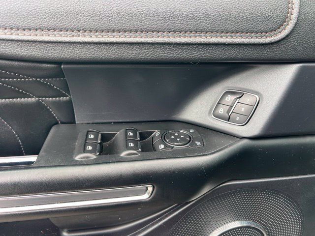 Used 2019 Ford Expedition Max Platinum AWD/4WD image 24