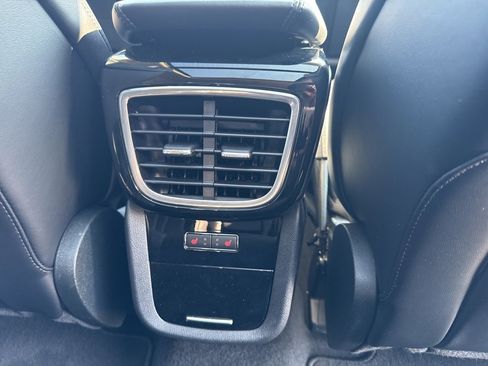 Used 2022 Lincoln Nautilus Reserve w/ Equipment Group 201A image 13