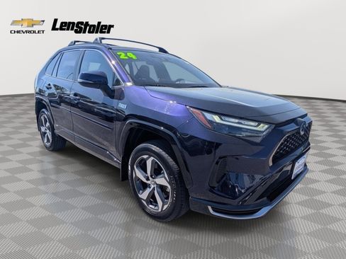 Used 2024 Toyota RAV4 SE w/ Weather & Moonroof Package AWD/4WD image 7