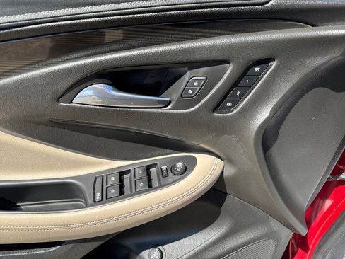 Used 2020 Buick Envision Essence image 14