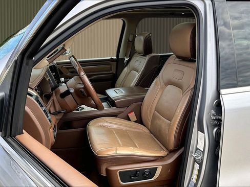 Used 2020 RAM 1500 Longhorn image 27