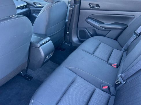 Used 2025 Nissan Altima 2.5 SV FWD image 9