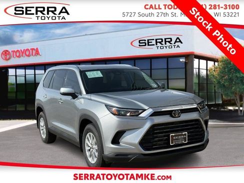 Used 2024 Toyota Grand Highlander FWD image 1