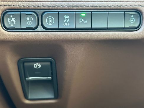 Used 2023 Acura MDX SH-AWD w/ Advance Package image 32