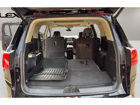 Used 2017 GMC Acadia Denali w/ Technology Package AWD/4WD image 20