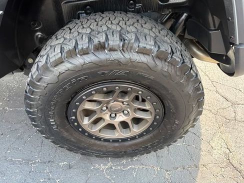 Used 2021 Jeep Wrangler Unlimited Rubicon w/ Xtreme Recon 35" Tire Package AWD/4WD image 10