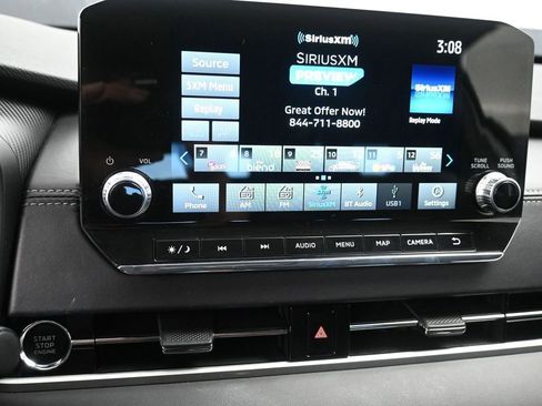 Used 2024 Mitsubishi Outlander SE image 33