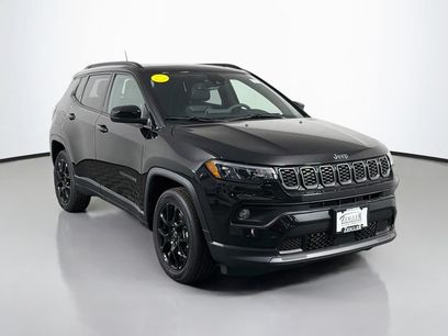 New 2026 Jeep Compass Latitude w/ Sun and Sound Group