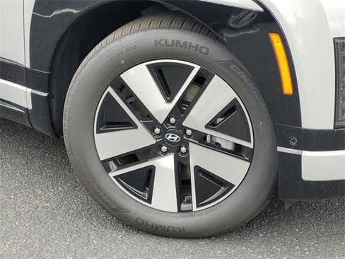 New 2026 Hyundai Ioniq 9 SEL image 9