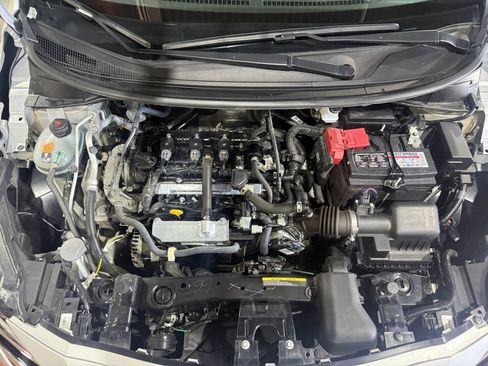 Used 2025 Nissan Versa SV image 30