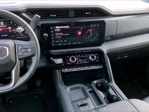 Used 2026 GMC Sierra 2500 AT4 w/ AT4 Premium Plus Package image 6