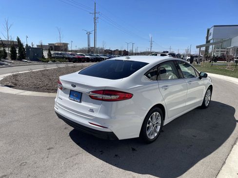 Used 2020 Ford Fusion SE image 7