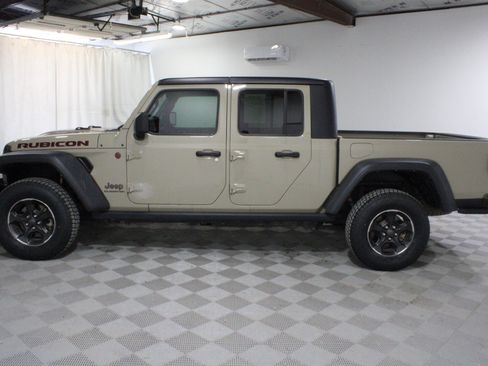 Used 2022 Jeep Gladiator Rubicon w/ Cold Weather Group AWD/4WD image 30