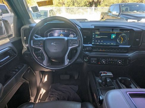 Used 2022 Chevrolet Silverado 1500 ZR2 w/ Technology Package image 14