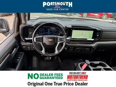 Used 2025 Chevrolet Silverado 1500 LT image 7