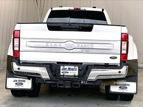 Used 2022 Ford F350 King Ranch w/ Chrome Package image 4