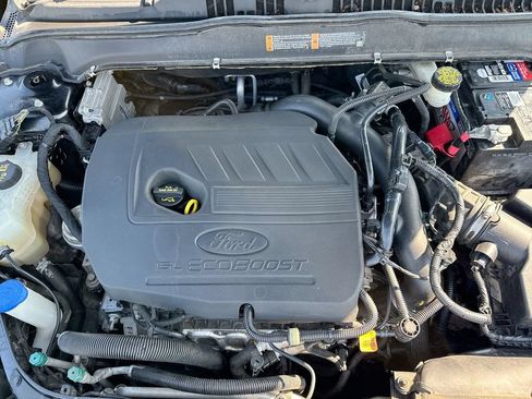 Used 2017 Ford Fusion SE w/ Fusion SE Technology Package FWD image 24