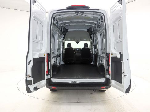 Used 2025 Ford Transit 250 148 High Roof image 10