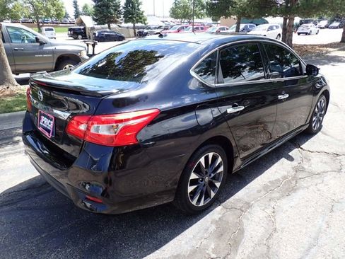 Used 2016 Nissan Sentra SR w/ SR Premium Package FWD image 4