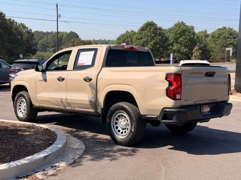 Used 2023 Chevrolet Colorado W/T RWD image 9