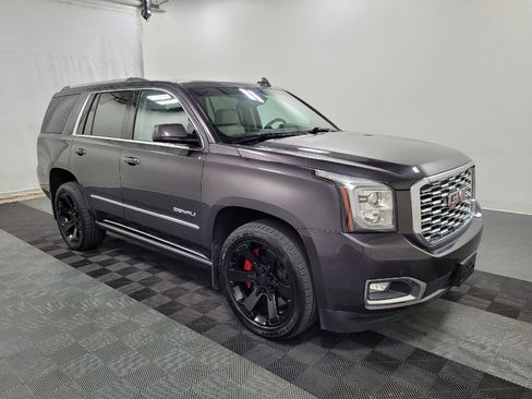Used 2018 GMC Yukon Denali AWD/4WD image 11