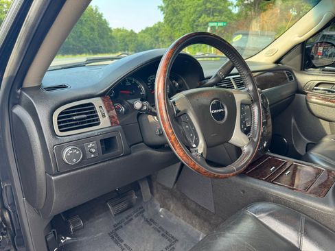 Used 2012 GMC Yukon Denali image 10