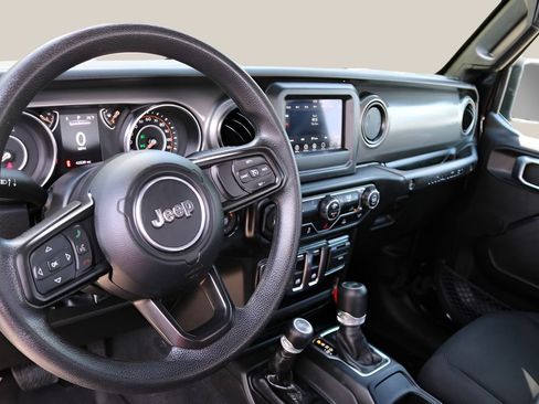Used 2023 Jeep Wrangler Sport AWD/4WD image 13